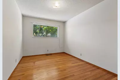 1264 Matterhorn Dr, San Jose, CA 95132 - Photo 23