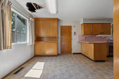 1264 Matterhorn Dr, San Jose, CA 95132 - Photo 15