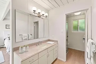 4066 Ben Lomond Dr, Palo Alto, CA 94306 - Photo 27