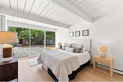 4066 Ben Lomond Dr, Palo Alto, CA 94306 - Photo 25