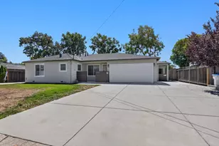 3120 Riddle Rd, San Jose, CA 95117 - Photo 1