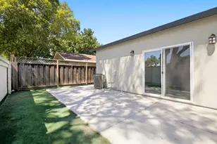 3120 Riddle Rd, San Jose, CA 95117 - Photo 37