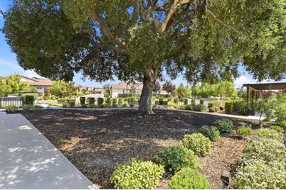 1181 McClellan St, Hollister, CA 95023 - Photo 41