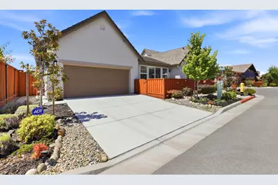 1181 McClellan St, Hollister, CA 95023 - Photo 29