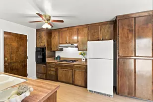 15725 Ranchero Dr, Morgan Hill, CA 95037 - Photo 17