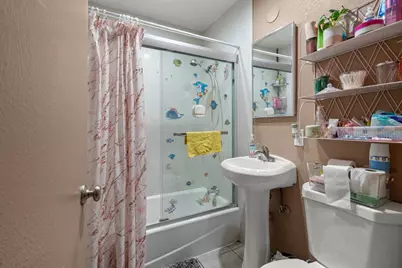 2439 Clyda Dr, San Jose, CA 95116 - Photo 13