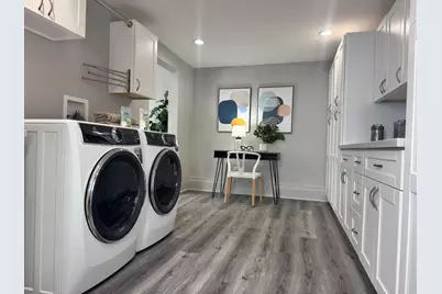 1005 Hall St, San Carlos, CA 94070 - Photo 5