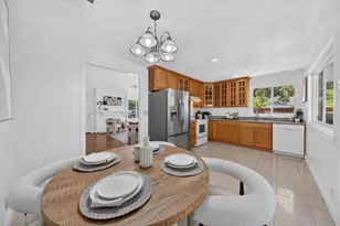 2422 Ridgeglen Way, San Jose, CA 95133 - Photo 11