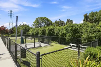 102 Lemmon Ter, Sunnyvale, CA 94086 - Photo 43