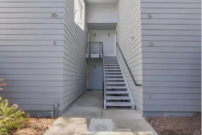 24 Emery Bay Dr, Emeryville, CA 94608 - Photo 23