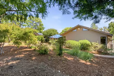 1940 Fallen Leaf Ln, Los Altos, CA 94024 - Photo 61