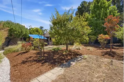1940 Fallen Leaf Ln, Los Altos, CA 94024 - Photo 59
