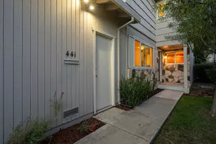 441 Poppy Pl, Mountain View, CA 94043 - Photo 3