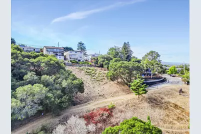 3325 Lower Lock, Belmont, CA 94002 - Photo 5