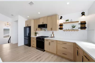 300 Fair Haven Rd, Alameda, CA 94501 - Photo 7