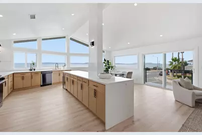 300 Fair Haven Rd, Alameda, CA 94501 - Photo 1