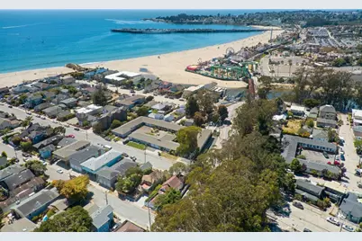 230 Alhambra Ave, Santa Cruz, CA 95062 - Photo 35