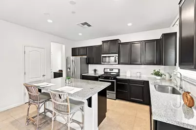 600 Duran Ct, Hollister, CA 95023 - Photo 9