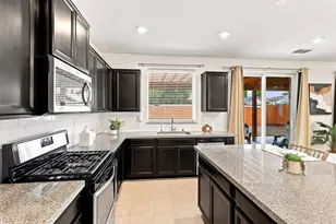 600 Duran Ct, Hollister, CA 95023 - Photo 11