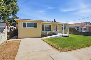 126 7th St, Greenfield, CA 93927 - Photo 3