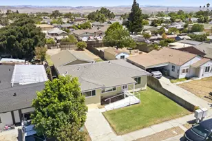 126 7th St, Greenfield, CA 93927 - Photo 5