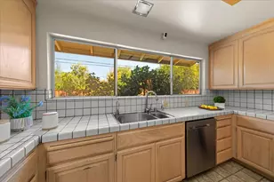 5167 Country Ln, San Jose, CA 95129 - Photo 11