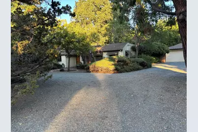 845 Los Robles Ave, Palo Alto, CA 94306 - Photo 1