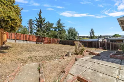 2976 Sydney, Castro Valley, CA 94546 - Photo 27