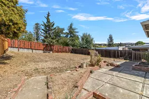 2976 Sydney, Castro Valley, CA 94546 - Photo 27