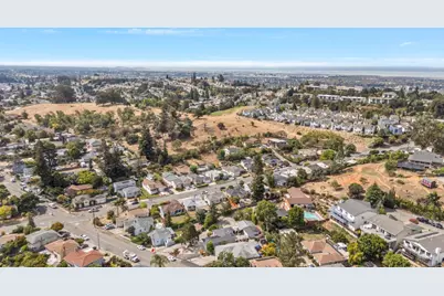 2976 Sydney, Castro Valley, CA 94546 - Photo 31