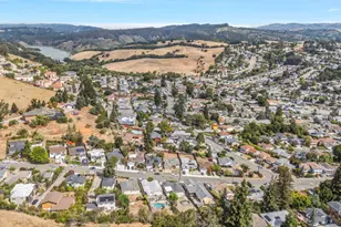 2976 Sydney, Castro Valley, CA 94546 - Photo 35