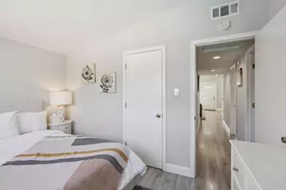 1370 Cathay Dr, San Jose, CA 95122 - Photo 21