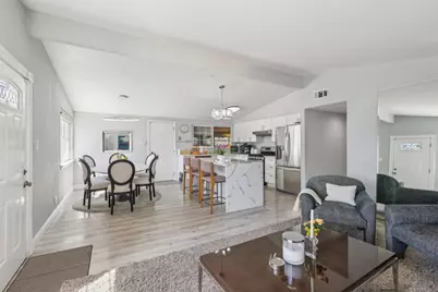 1370 Cathay Dr, San Jose, CA 95122 - Photo 11