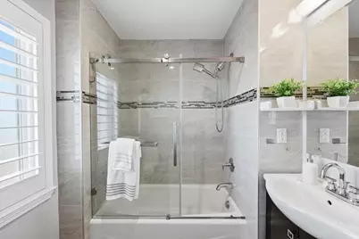 1325 Araujo St, San Jose, CA 95131 - Photo 9