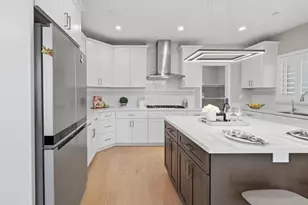1325 Araujo St, San Jose, CA 95131 - Photo 5