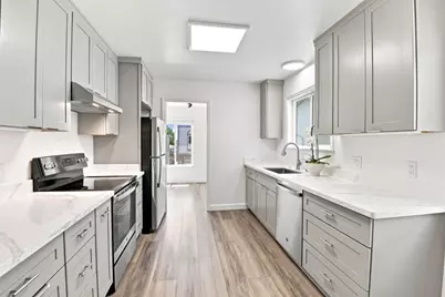 72 Wessix Ct, Daly City, CA 94015 - Photo 3