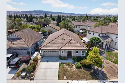 551 Hillock Dr, Hollister, CA 95023 - Photo 11