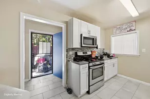 3050 Davis St, Oakland, CA 94601 - Photo 15
