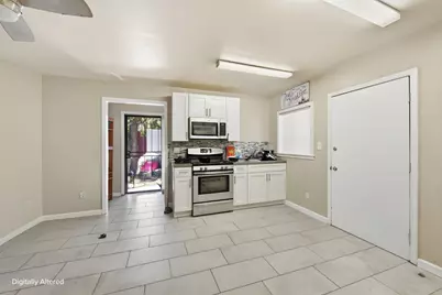3050 Davis St, Oakland, CA 94601 - Photo 19