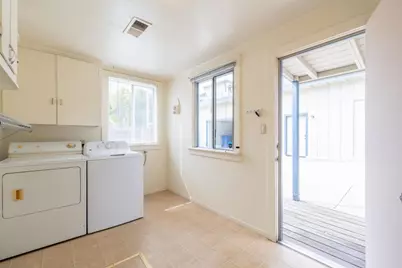271 Foam St, Monterey, CA 93940 - Photo 17
