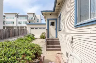 271 Foam St, Monterey, CA 93940 - Photo 21