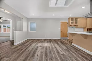 654 La Mesa Dr, Salinas, CA 93901 - Photo 7