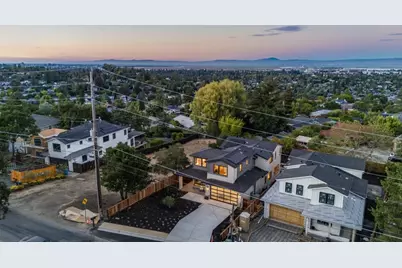 875 Vista Dr, Redwood City, CA 94062 - Photo 79