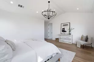 875 Vista Dr, Redwood City, CA 94062 - Photo 29