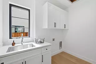 875 Vista Dr, Redwood City, CA 94062 - Photo 25