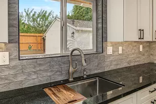 2082 Randolph Dr, San Jose, CA 95128 - Photo 15
