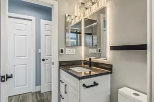 2082 Randolph Dr, San Jose, CA 95128 - Photo 21