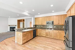1995 Serene Dr, Hollister, CA 95023 - Photo 17