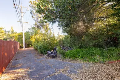 1548 Kingswood Dr, Hillsborough, CA 94010 - Photo 107