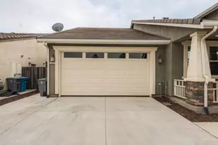 1225 Steinbeck Dr, Hollister, CA 95023 - Photo 5